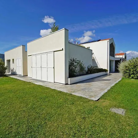Villa Micol, 14 Pax By Villasretreats *